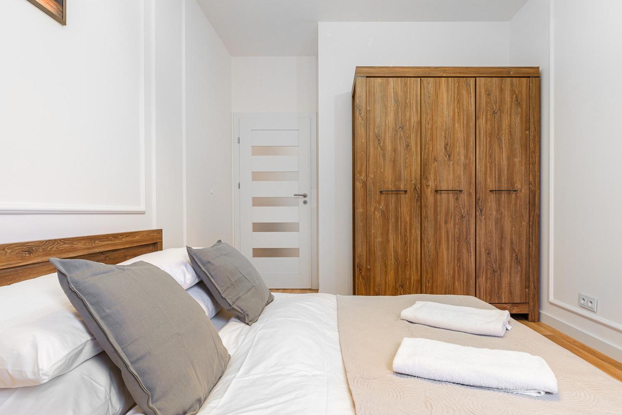 19 Dzielnica Kolejowa P&O Serviced Apartments Warsawa Bagian luar foto